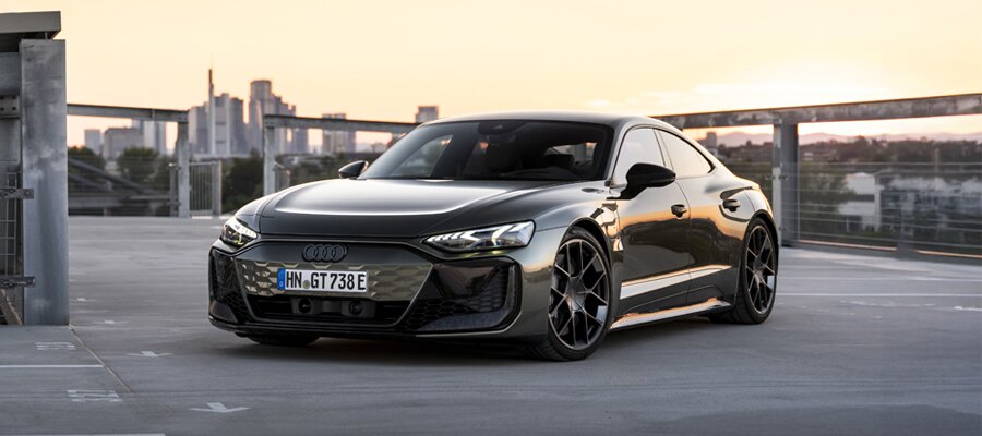8075_s-etron_GT.jpg
